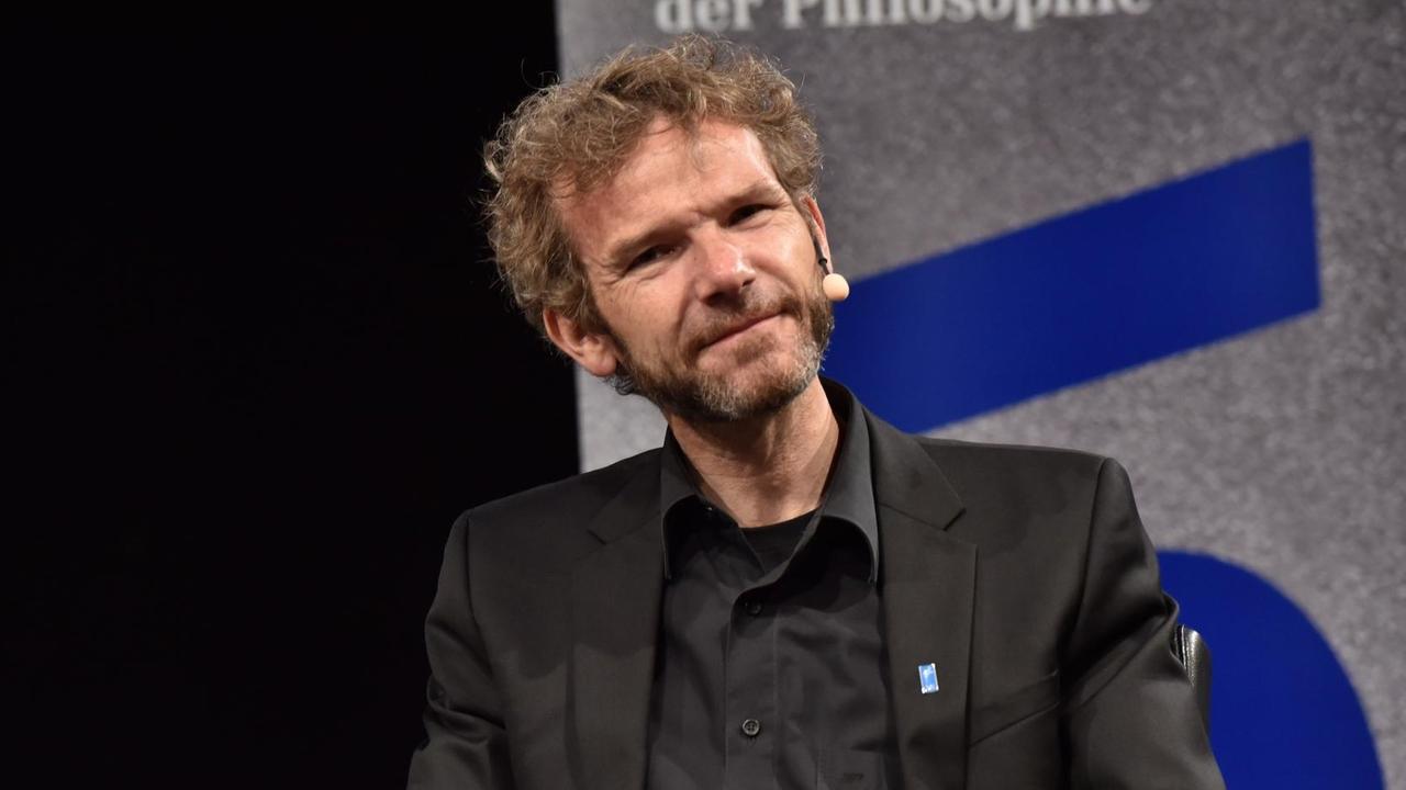Der Kölner Journalist Joachim Frank liest und redet am 07.06.2017 in Köln auf der 5. phil.COLOGNE, das internationale Festival der Philosophie