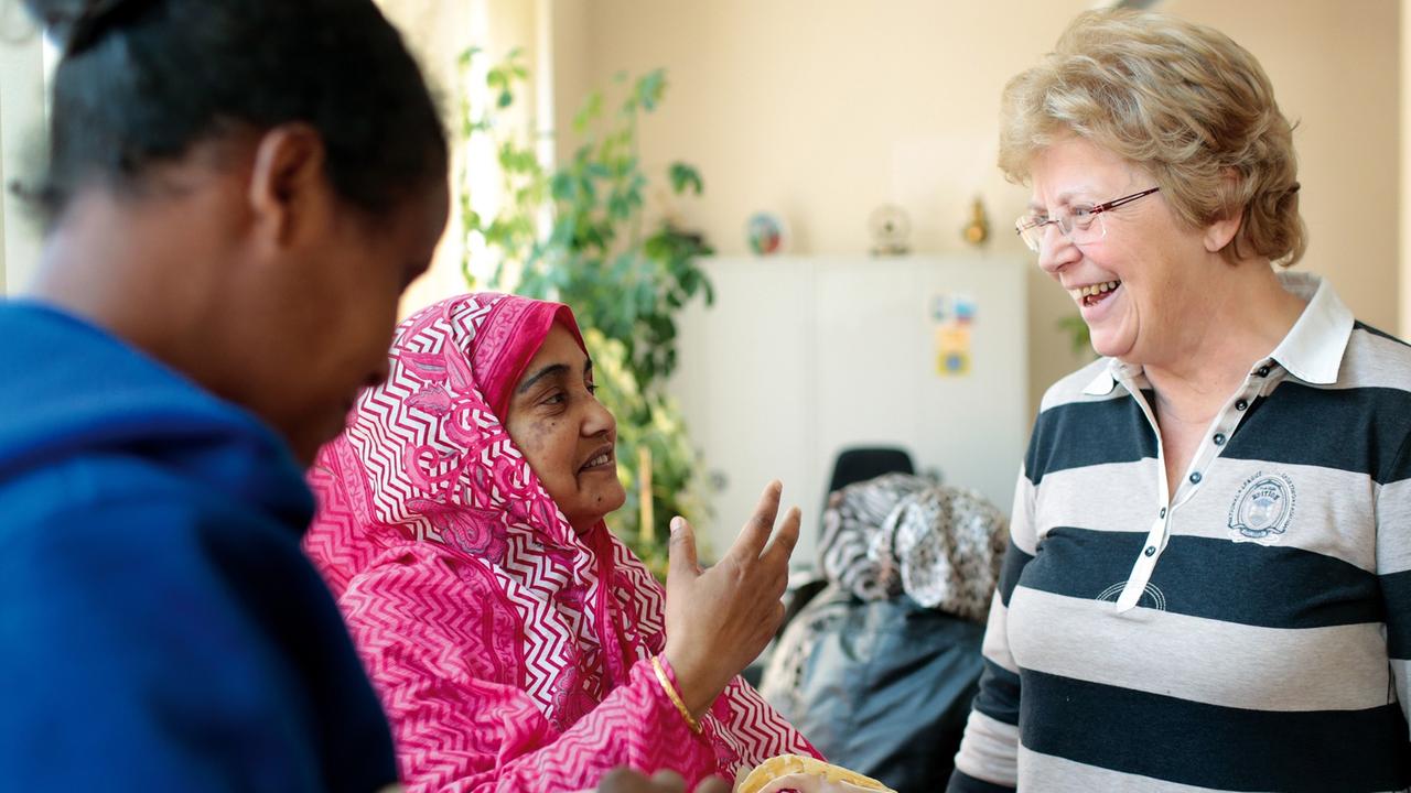 Integrationshilfe als Ehrenamt. Integrationshilfe als Ehrenamt.