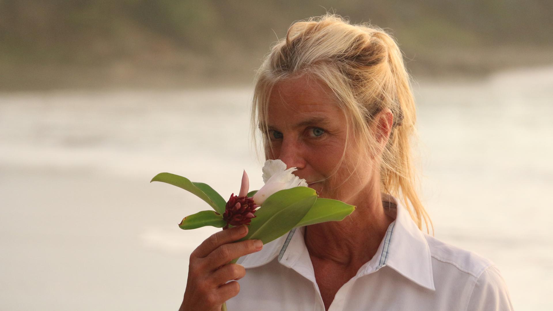 Die Botanikerin und Filmemacherin Ina Knobloch Die Botanikerin und Filmemacherin Ina Knobloch