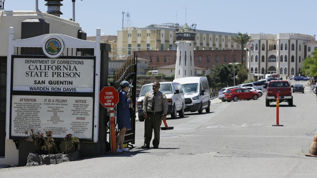 Einfahrt des Gefängnisses von San Quentin