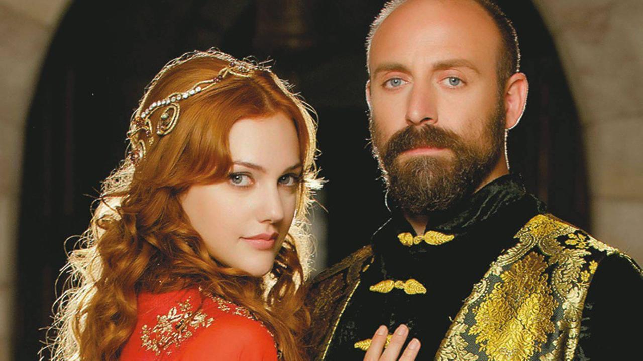 Turkish Tv series Muhtesem Yuzyil Magnificent Century will be sroadcasted in 22 countries. Pictured: Actor Halit Ergenc and Actress Meryem Uzerli. PUBLICATIONxNOTxINxTUR Turkish TV Series MUHTESEM Yuzyil Magnificent Century will Be sroadcasted in 22 Countries Pictured Actor Halit Ergenc and actress Meryem Uzerli PUBLICATIONxNOTxINxTUR