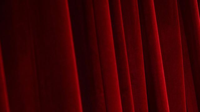 Ein roter Theatervorhang