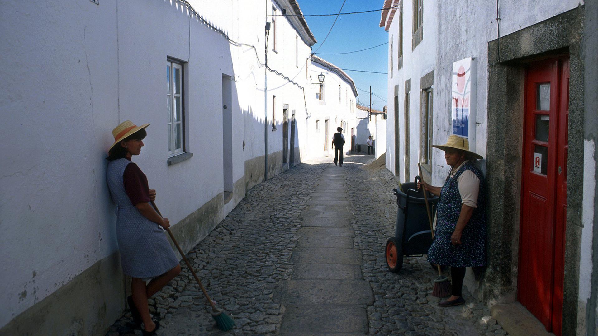 Das engen Straßen des jüdischen Viertels in Castelo de Vide. Das engen Straßen des jüdischen Viertels in Castelo de Vide.