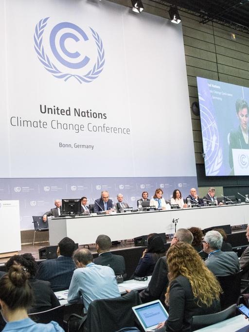 Die Generalsekretärin des Klimasekretariats der Vereinten Nationen, Christiana Figueres, spricht am 16.05.2016 in Bonn (Nordrhein-Westfalen) im World Conference Center.