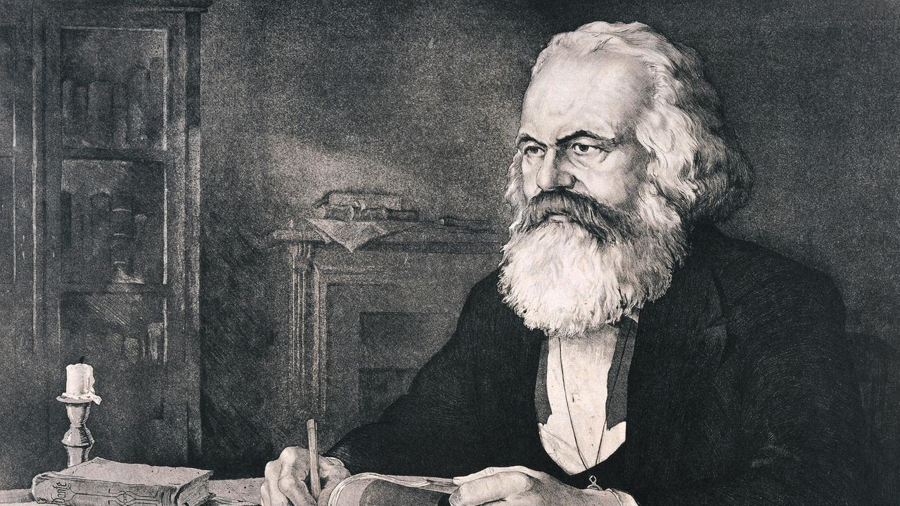 Der deutsche Philosoph, Schriftsteller und Politiker Karl Marx in einer Aquatinta-Radierung von Werner Ruhner "Karl Marx in seinem Arbeitszimmer in London". Marx verfasste 1848 zusammen mit Friedrich Engels das "Kommunistische Manifest". Er ist der Begründer des modernen dialektisch-materialistischen Sozialismus, des Marxismus, aus dem heraus sich die Sozialdemokratie und der Kommunismus entwickelt haben. Marx wurde am 5. Main 1818 in Trier geboren und starb am 14. März 1883 in London.