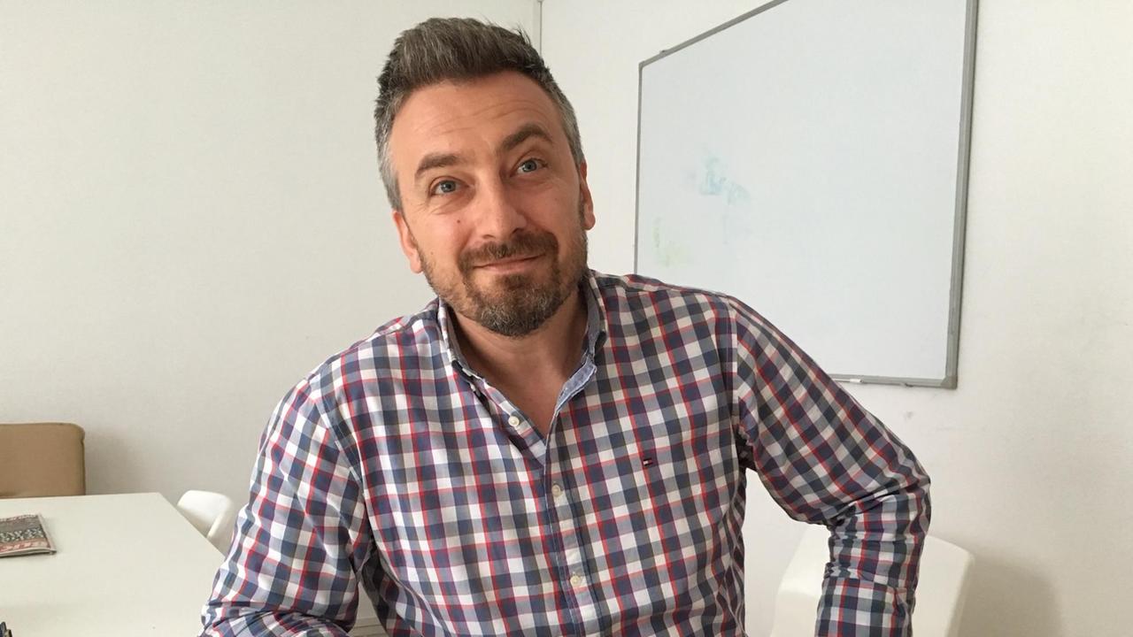 Der Journalist Slobodan Georgiev vom Investigativnetzwerk Birn. Der Journalist Slobodan Georgiev vom Investigativnetzwerk Birn.