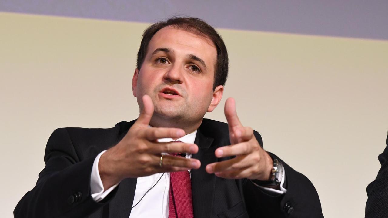 Nathanael Liminski , Staatssekretär und Chef der Staatskanzlei des Landes Nordrhein-Westfalen Nathanael Liminski , Staatssekretär und Chef der Staatskanzlei des Landes Nordrhein-Westfalen