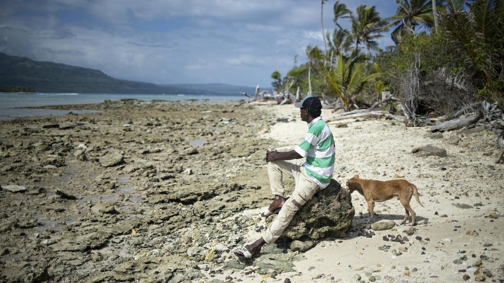 Willy Kenneth, Bewohner einer der Inseln des vom Klimawandel bedrohten Staats Vanuatu Willy Kenneth, Bewohner einer der Inseln des vom Klimawandel bedrohten Staats Vanuatu