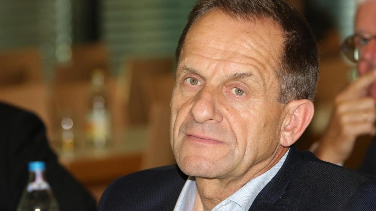 Leider liegt für dieses Bild keine Bildbeschreibung vor Leider liegt für dieses Bild keine Bildbeschreibung vor
