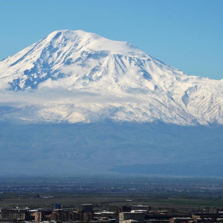 Ansicht des Bergs Ararat in Armenien