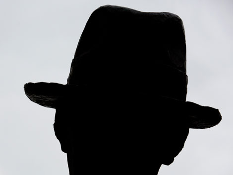 Silhouette des Künstlers Joseph Beuys Silhouette des Künstlers Joseph Beuys