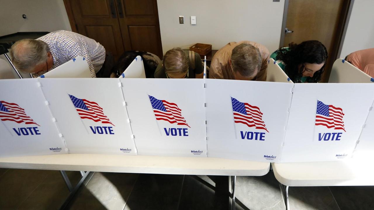 USA, Ridgeland: Wahlberechtigte geben ihre Stimme ab. USA, Ridgeland: Wahlberechtigte geben ihre Stimme ab.