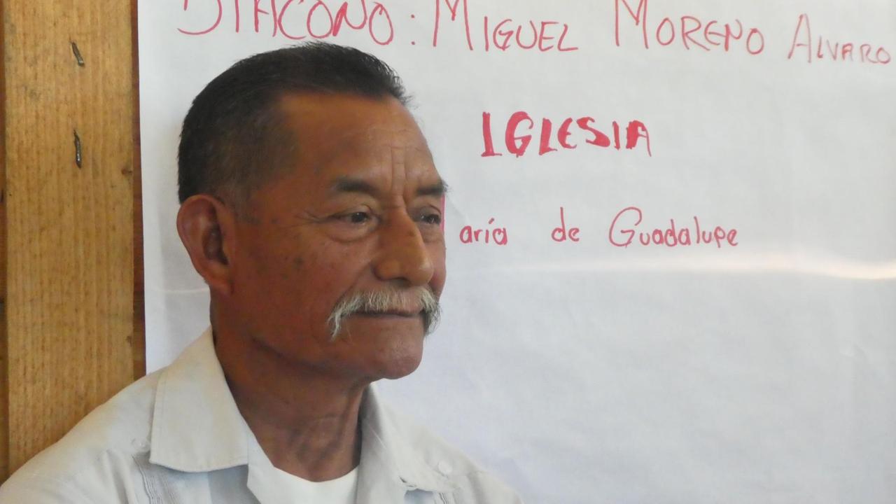 Der Diakon des Dorfes "Centro Triaquil" Miguel Moreno Albaro Der Diakon des Dorfes "Centro Triaquil" Miguel Moreno Albaro
