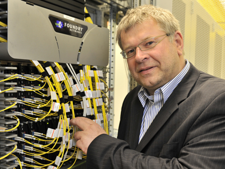Arnold Nipper, technischer Leiter vom Frankfurter Internetknoten DE-CIX Arnold Nipper, technischer Leiter vom Frankfurter Internetknoten DE-CIX
