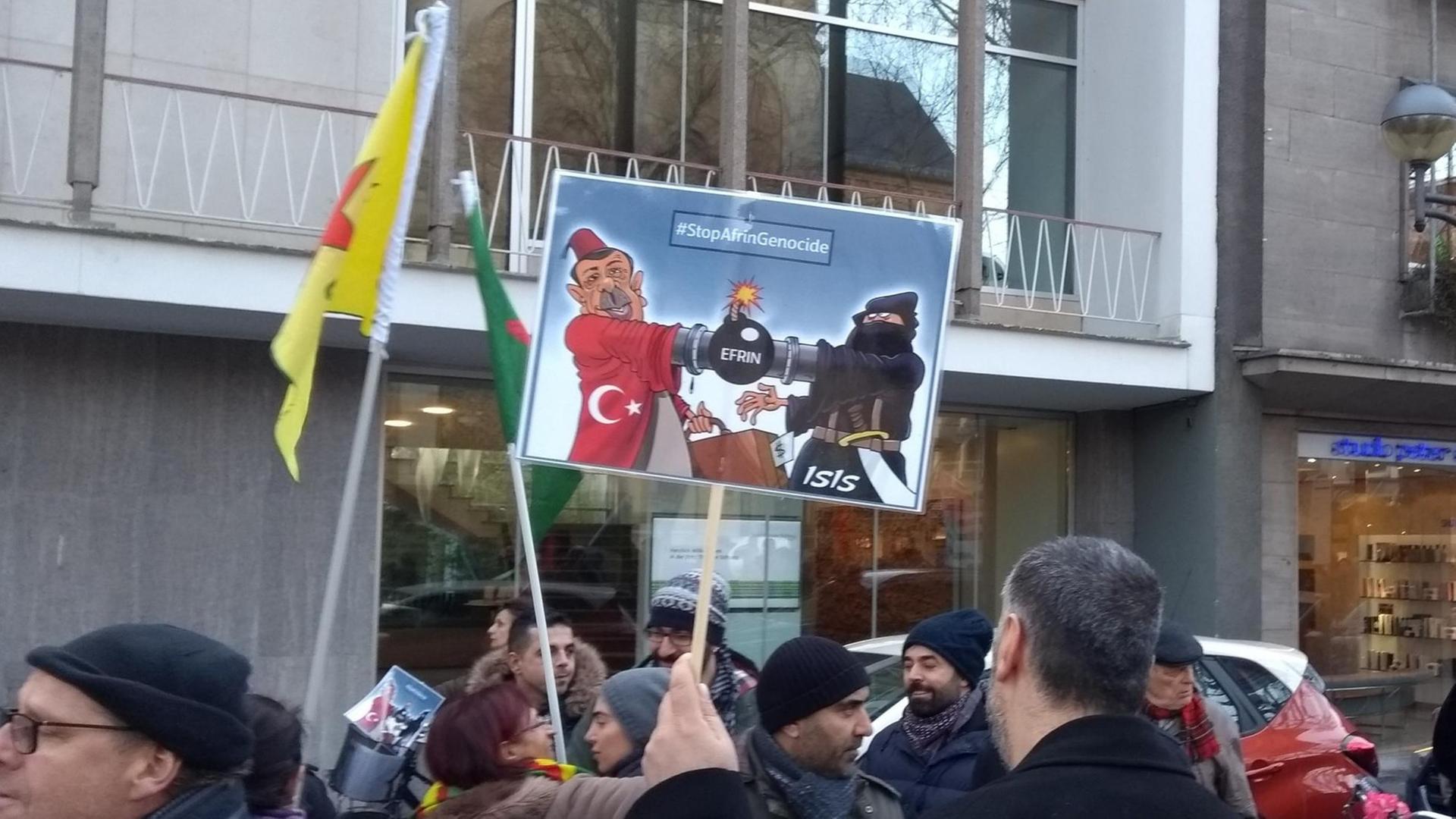 Leider liegt für dieses Bild keine Bildbeschreibung vor Leider liegt für dieses Bild keine Bildbeschreibung vor