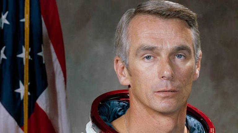 Eugene Cernan, der bisher letzte Mensch auf dem Mond. Eugene Cernan, der bisher letzte Mensch auf dem Mond.