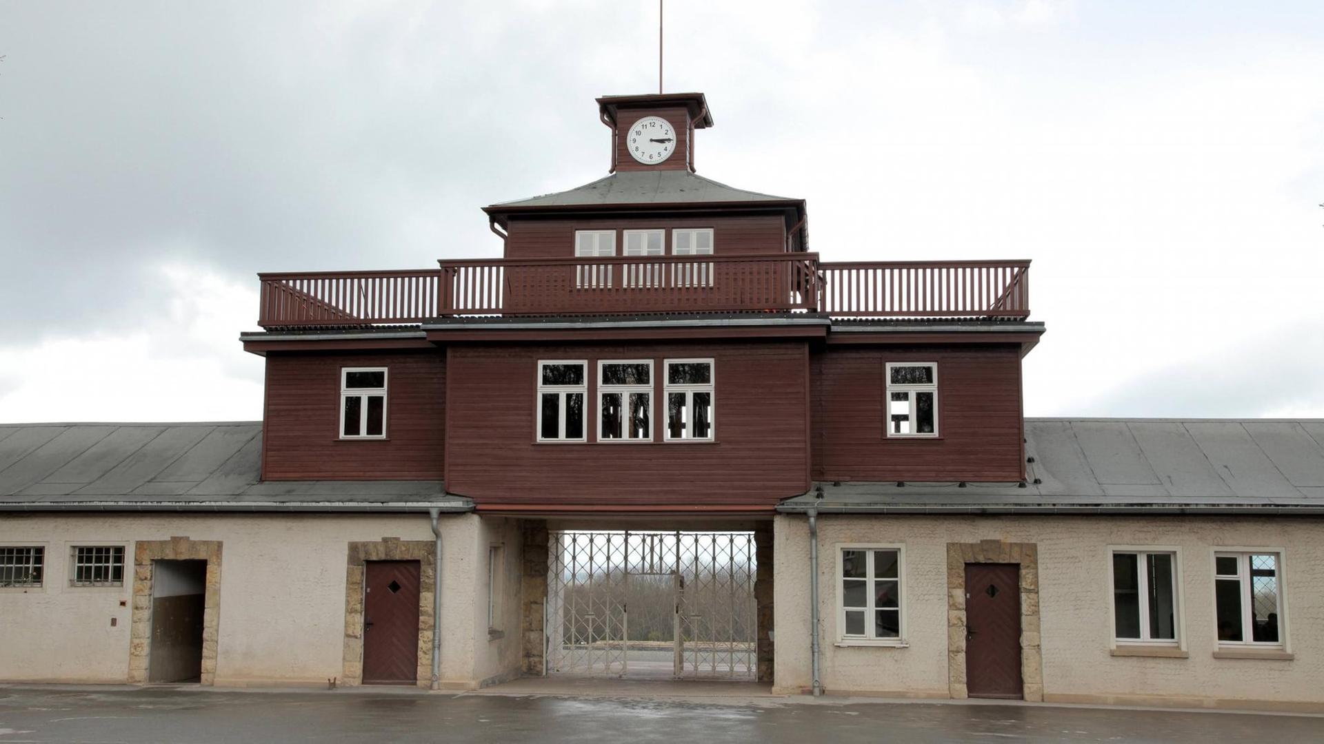 Der Eingang zur Gedenkstätte Buchenwald Der Eingang zur Gedenkstätte Buchenwald