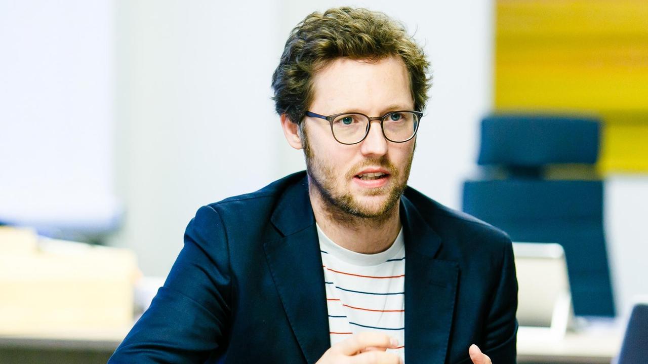 Jan Philipp Albrecht (B90/Die Grünen), Minister für Energiewende, Landwirtschaft, Umwelt, Natur und Digitalisierung des Landes Schleswig-Holstein Jan Philipp Albrecht (B90/Die Grünen), Minister für Energiewende, Landwirtschaft, Umwelt, Natur und Digitalisierung des Landes Schleswig-Holstein