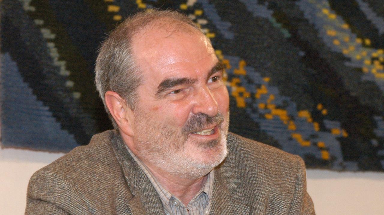 Der Professor für Interkulturelle Theologie, Perry Schmidt-Leuke, in der Universität in Münster. (Foto: Westfälische Wilhelms-Universität/dpa) Der Professor für Interkulturelle Theologie, Perry Schmidt-Leuke, in der Universität in Münster. (Foto: Westfälische Wilhelms-Universität/dpa)