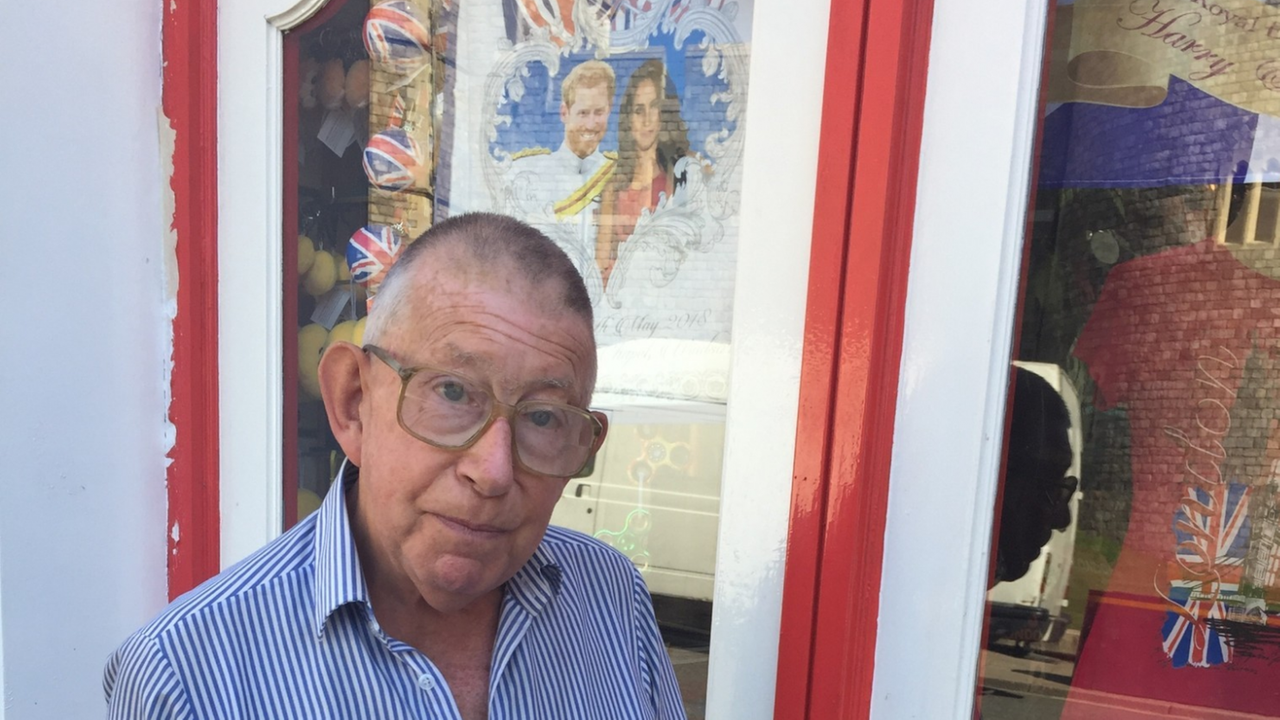Derek Prime vom Souvenirshop "King and Queen": "Diese Tage sind unglaublich". Derek Prime vom Souvenirshop "King and Queen": "Diese Tage sind unglaublich".
