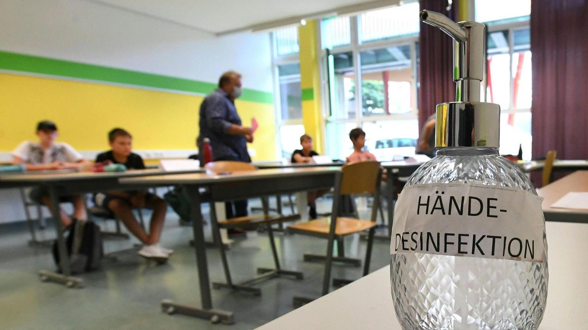 Schüler in einer Klasse aufgenommen Schüler in einer Klasse aufgenommen