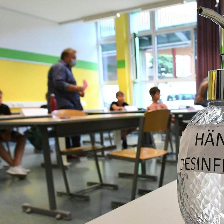 Schüler in einer Klasse aufgenommen