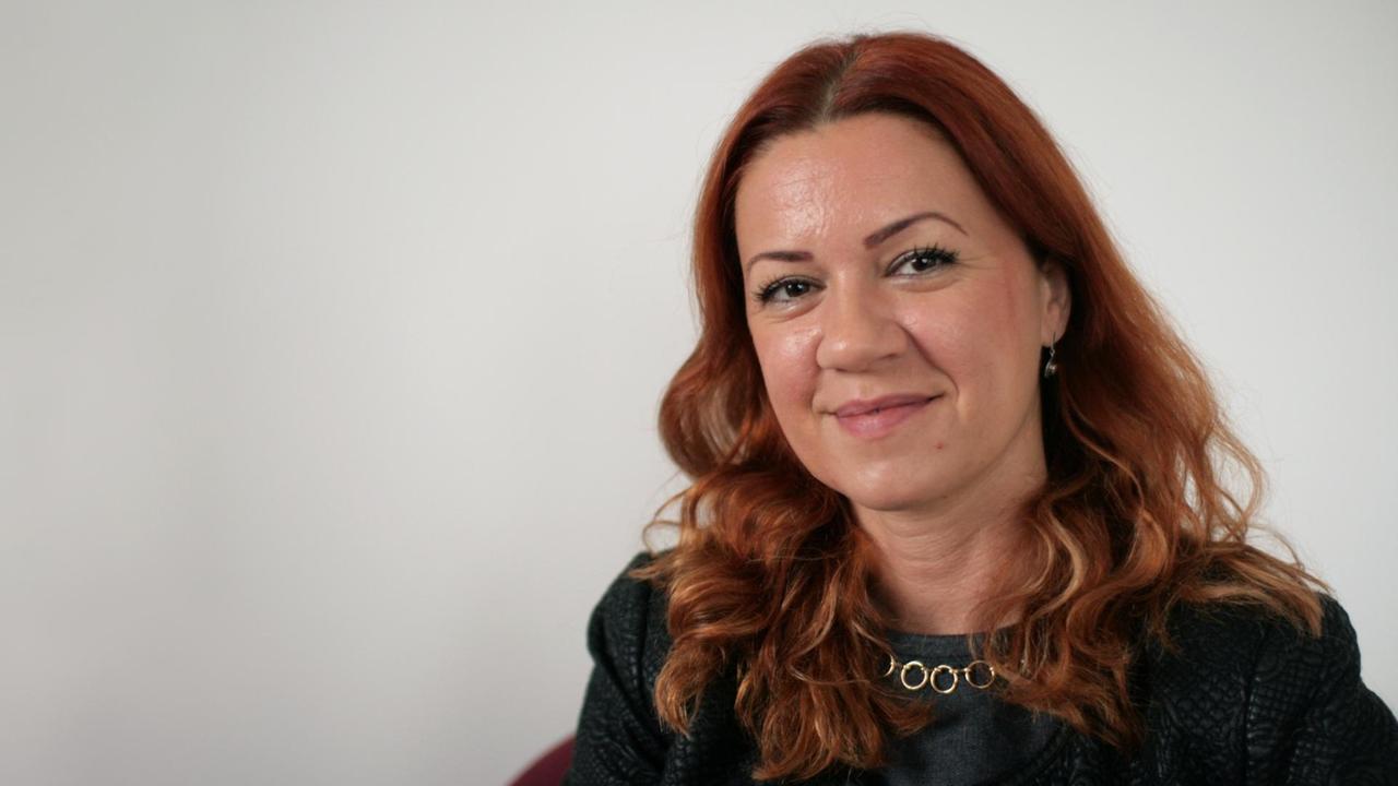 Porträt von Neda Dragicevic, Fachärztin für vererbbare Krankheiten am Institut für Humangenetik in Würzburg. Porträt von Neda Dragicevic, Fachärztin für vererbbare Krankheiten am Institut für Humangenetik in Würzburg.