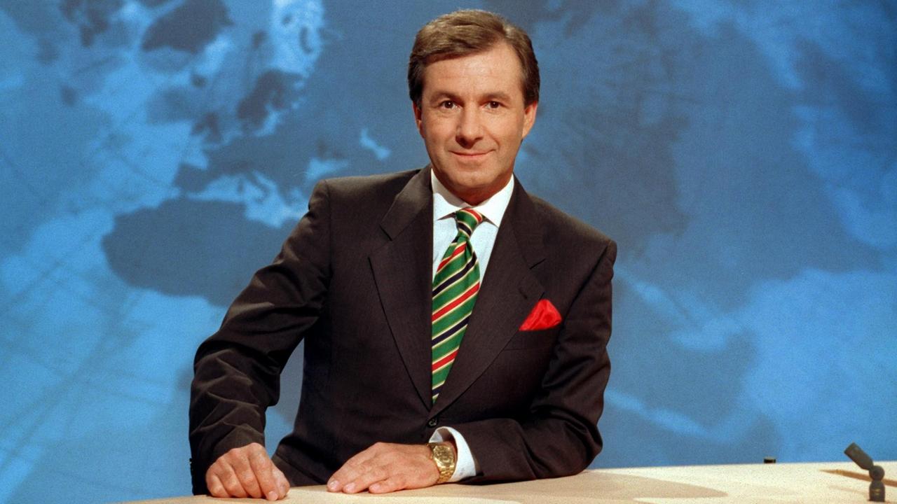"Tagesschau"-Sprecher Jan Hofer im Nachrichtenstudio "Tagesschau"-Sprecher Jan Hofer im Nachrichtenstudio