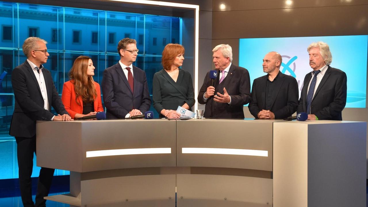 Landtagswahl in Hessen: Fernsehrunde mit den Spitzenkandidaten der Parteien beim Hessischen Rundfunk. Landtagswahl in Hessen: Fernsehrunde mit den Spitzenkandidaten der Parteien beim Hessischen Rundfunk.