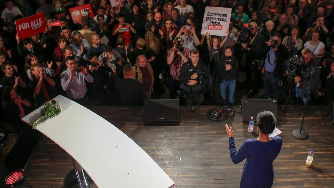 Sahra Wagenknecht spricht auf der Wahlparty der Linkspartei Sahra Wagenknecht spricht auf der Wahlparty der Linkspartei