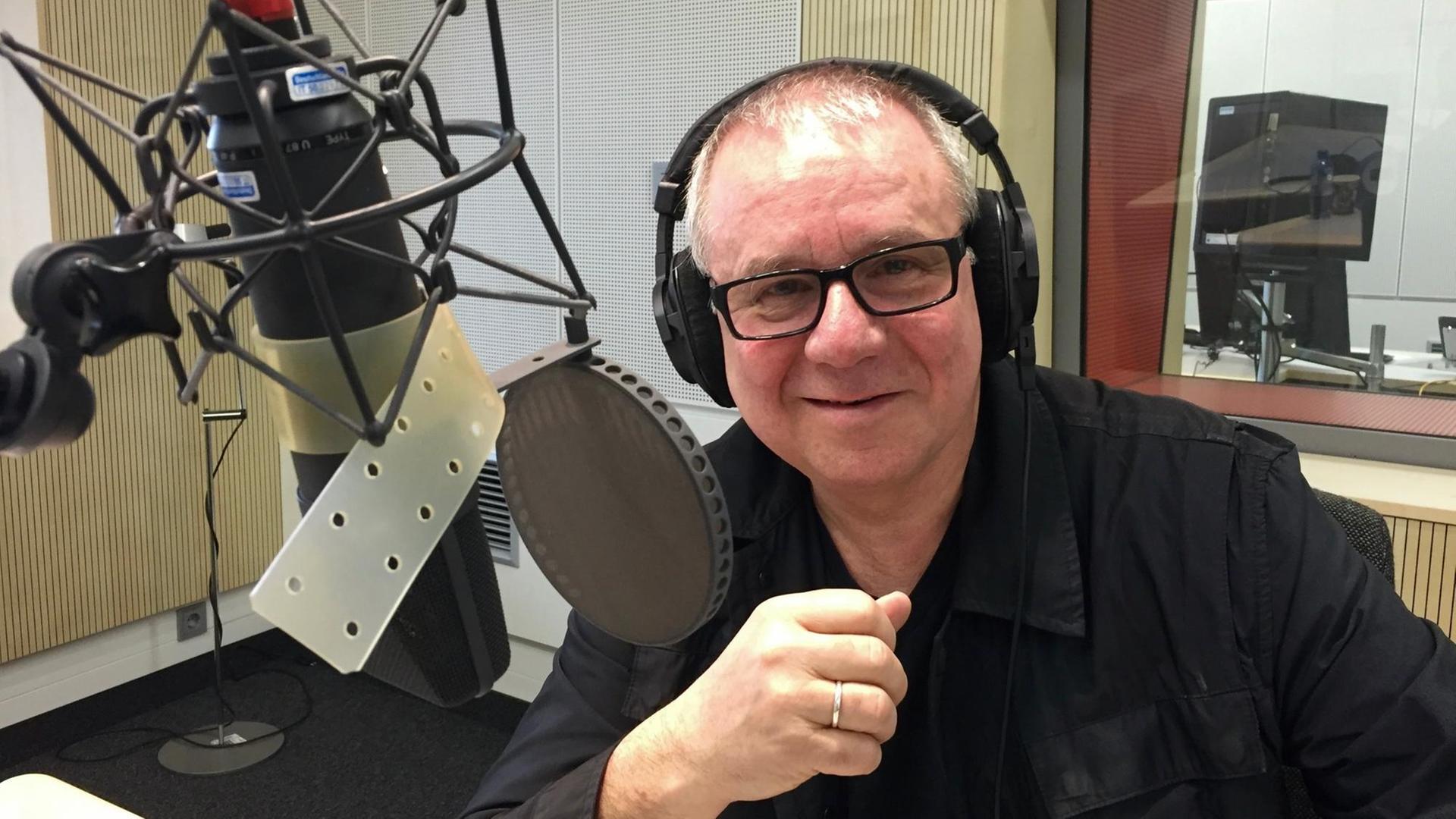 Der Schauspieler Joachim Król zu Gast im Funkhaus Köln. Der Schauspieler Joachim Król zu Gast im Funkhaus Köln.