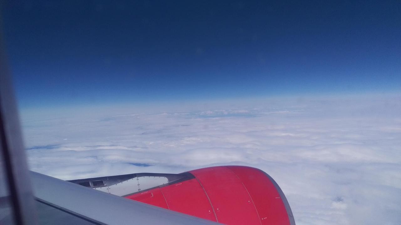 Blick aus dem Flugzeug - während des Ausflugs Nordpol. Blick aus dem Flugzeug - während des Ausflugs Nordpol.