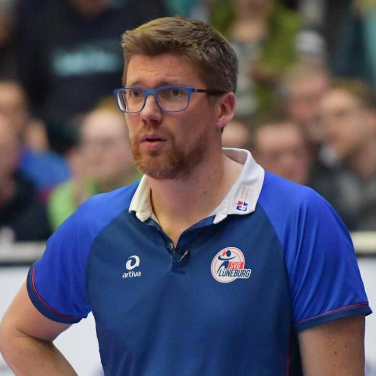 Volleyball: Stefan Hübner, Trainer der SVG Lüneburg. Volleyball: Stefan Hübner, Trainer der SVG Lüneburg.