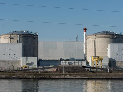 Das Atomkraftwerk in Fessenheim in Frankreich