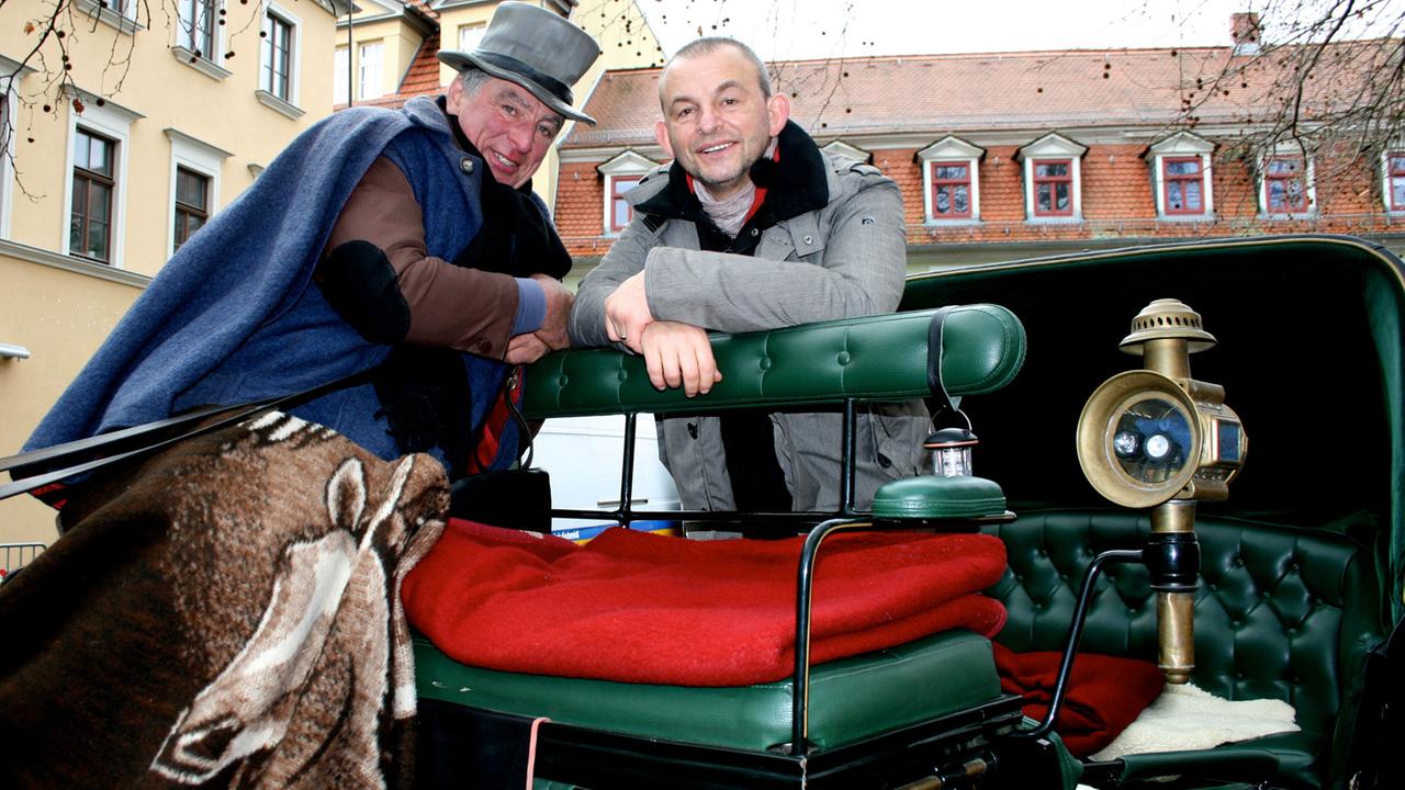 Dominique Horwitz mit Kutscher Gunter Grobe in Weimar Dominique Horwitz mit Kutscher Gunter Grobe in Weimar