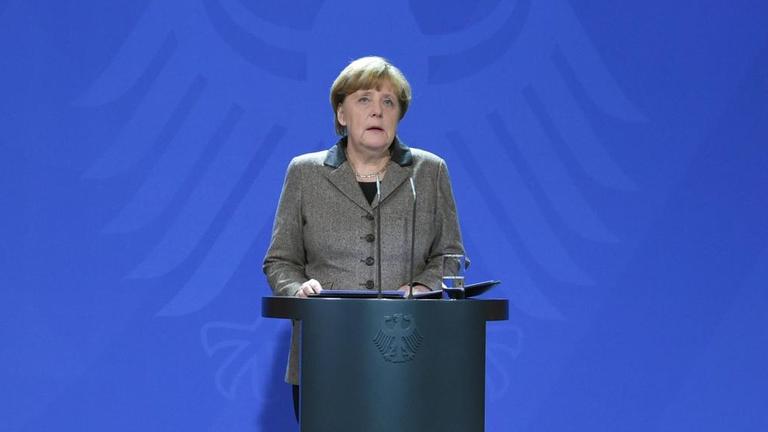 Bundeskanzlerin Angela Merkel (CDU) bei einer Erklärung im Kanzleramt am 12.01.2016. Bundeskanzlerin Angela Merkel (CDU) bei einer Erklärung im Kanzleramt am 12.01.2016.