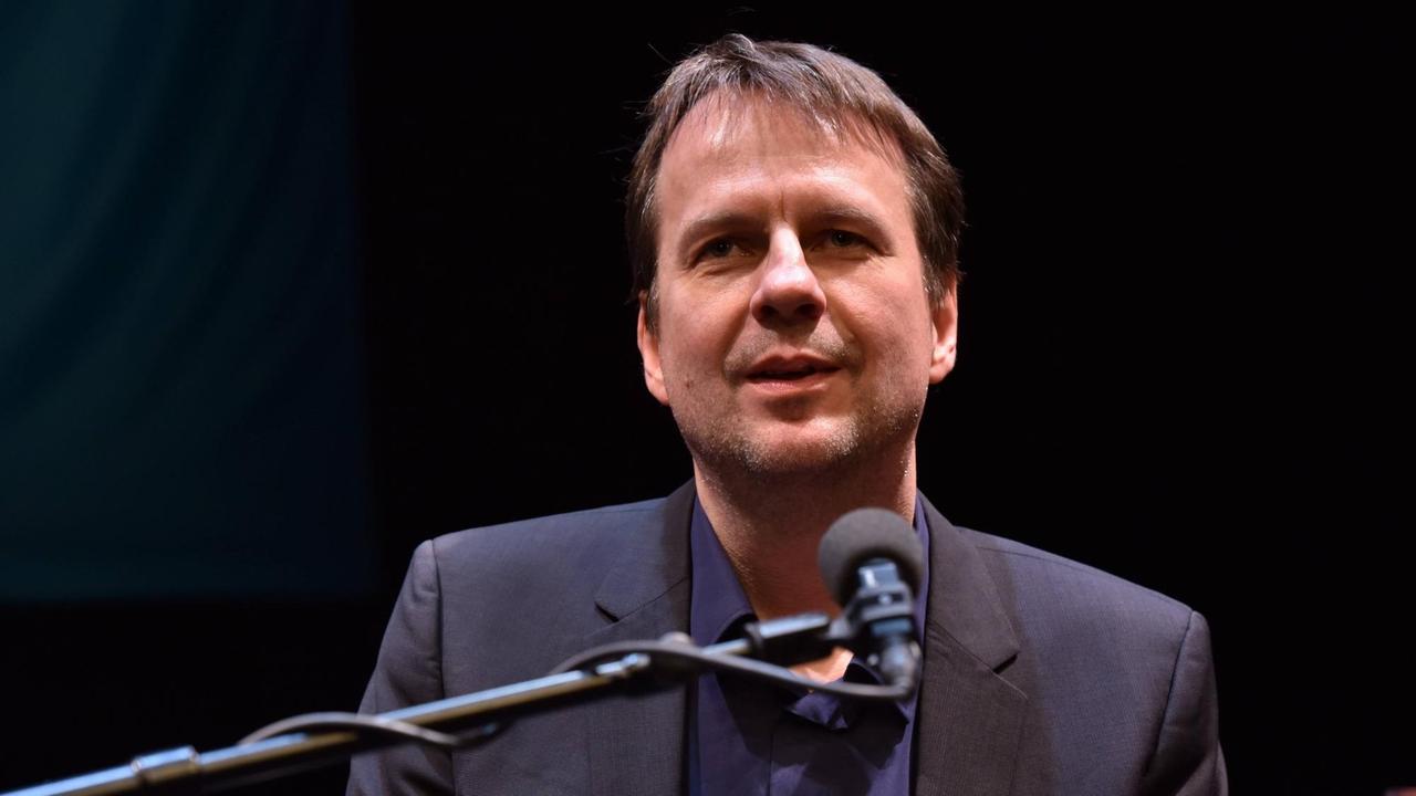 Schriftsteller Bov Bjerg liest am 11.03.2017 in Köln auf der Lit.Cologne. Schriftsteller Bov Bjerg liest am 11.03.2017 in Köln auf der Lit.Cologne.