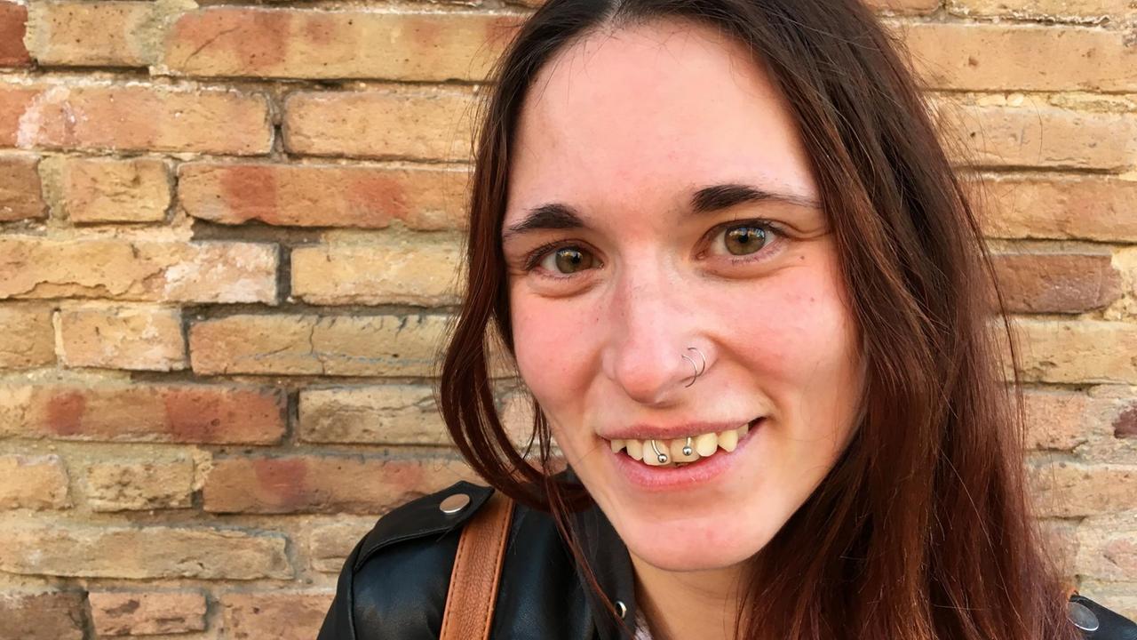 Nathalie Soriano Ruíz, Mitglied bei anarcho-syndikalistischen Gewerkschaft CGT in Valencia und aktiv bei den ,Dones Lliures’ Nathalie Soriano Ruíz, Mitglied bei anarcho-syndikalistischen Gewerkschaft CGT in Valencia und aktiv bei den ,Dones Lliures’