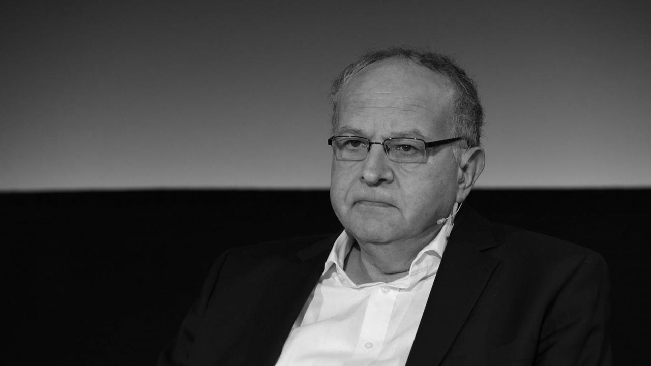 Der Journalist und Buchautor Thomas Leif aufgenommen am 28.11.2015 in Köln beim Symposium Nicht ohne uns der Deutschen Akademie für Fernsehen (DAFF).