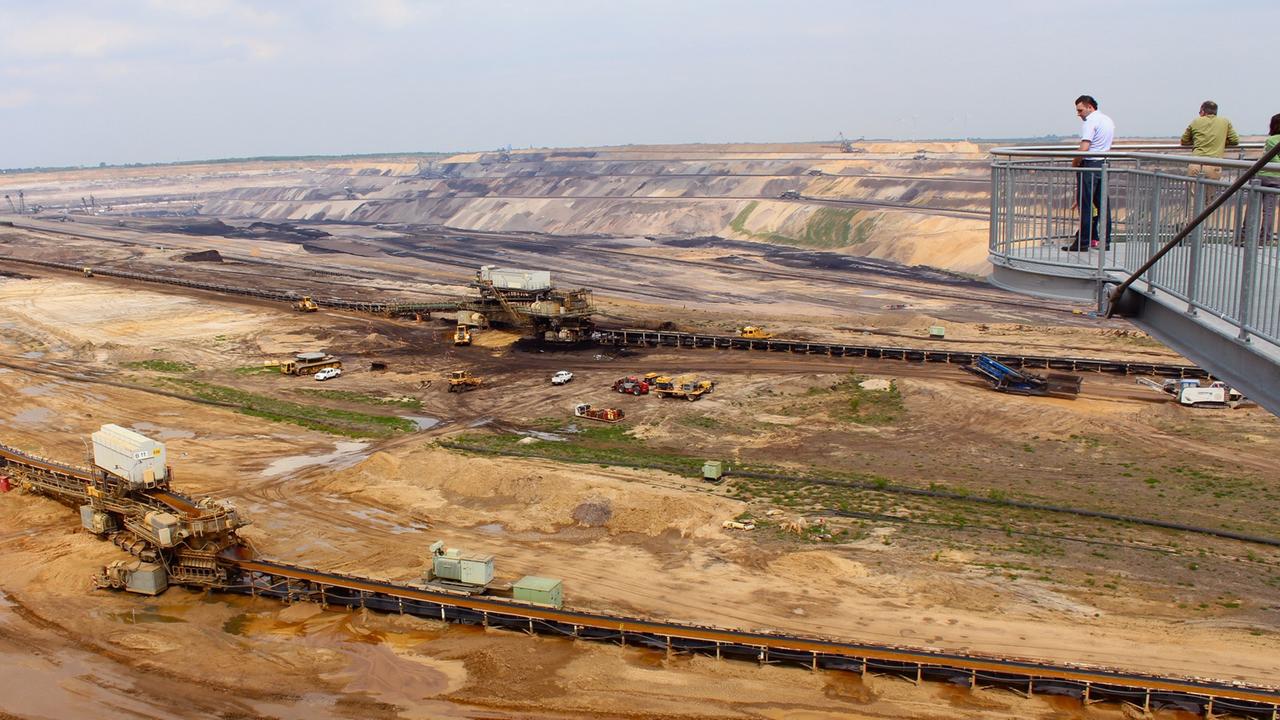 Blick auf das Braunkohleabbaugebiet Garzweiler Blick auf das Braunkohleabbaugebiet Garzweiler