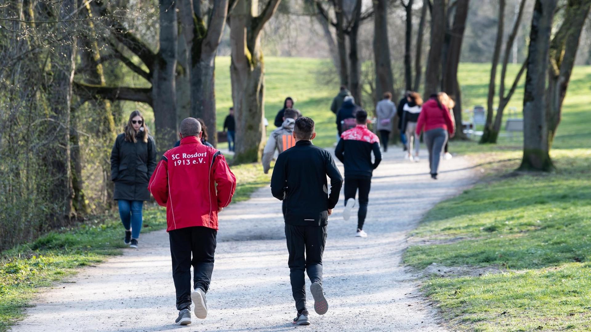 Spazierengehen In Zeiten Von Corona - "Ein Spaziergang, Den Man Vorher ...