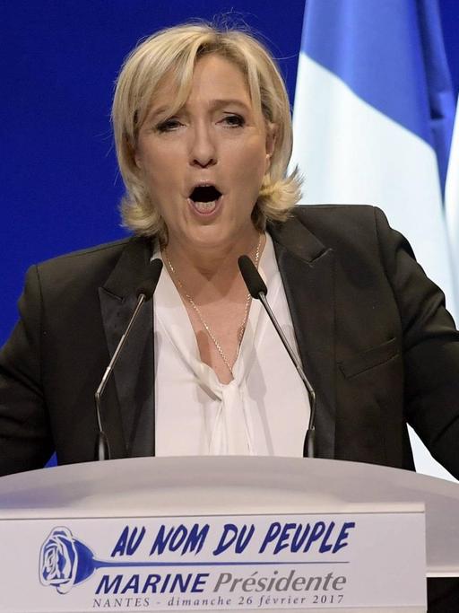 Marine Le Pen bei einem Wahlkampfauftritt.