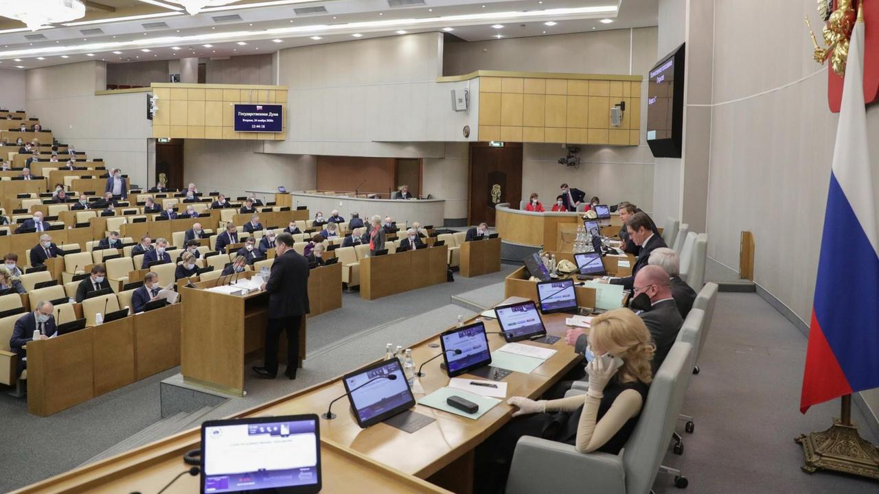 Die Duma, das russische Parlament, hier bei einer Abstimmung Ende November 2020 Die Duma, das russische Parlament, hier bei einer Abstimmung Ende November 2020