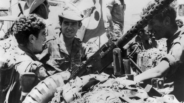 Israelische Truppen auf einem Kommandoposten in der Negev-Wüste am 05.Juni.1967. Der sogenannte Sechstagekrieg dauerte vom 5. bis 10. Juni 1967.