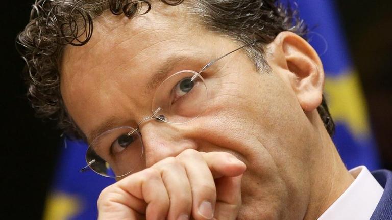 Jeroen Dijsselbloem schaut nachdenklich. Jeroen Dijsselbloem schaut nachdenklich.