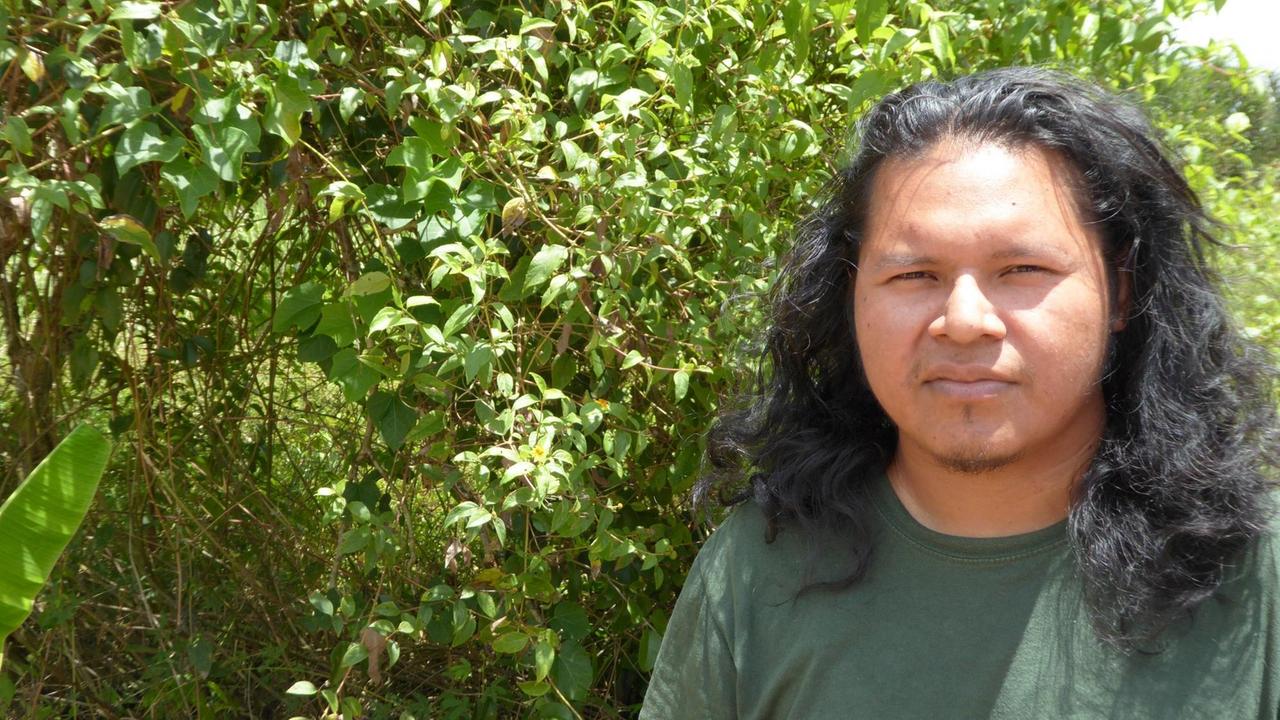 Das Industrieprojekt hat die Gesellschaft in Guayana polarisiert. Junge Amazonas-Indianer wie Christophe Yanuwana Pierre drohen sogar mit Gewalt, um die Mine zu verhindern. 