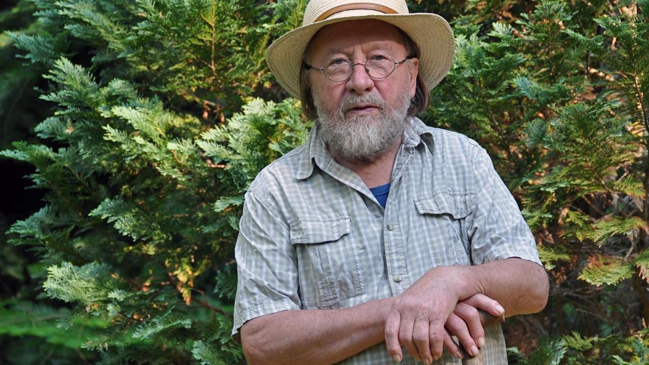 Der Komponist mit Strohhut und Spaten Der Komponist mit Strohhut und Spaten