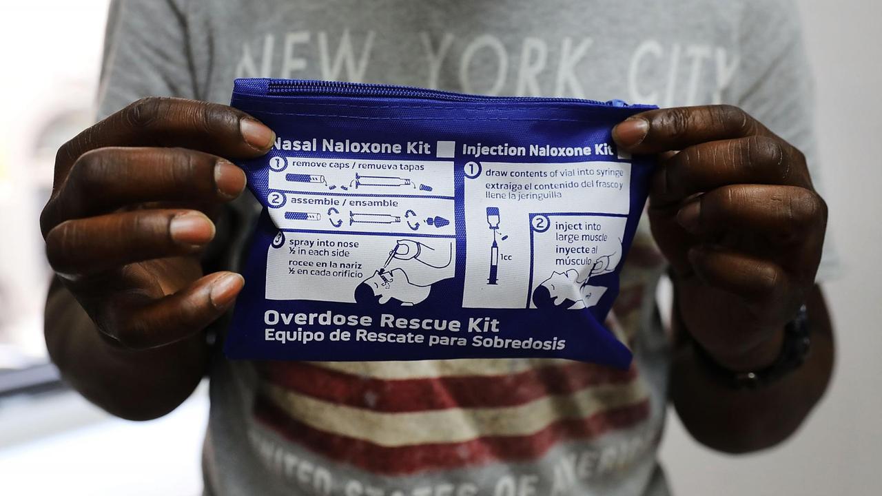 Ein Rettungs-Kit für Patienten mit einer Überdosis Opioid.