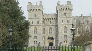 Windsor Castle bei London wird seit Jahrhunderten von den britischen Monarchen bewohnt.
