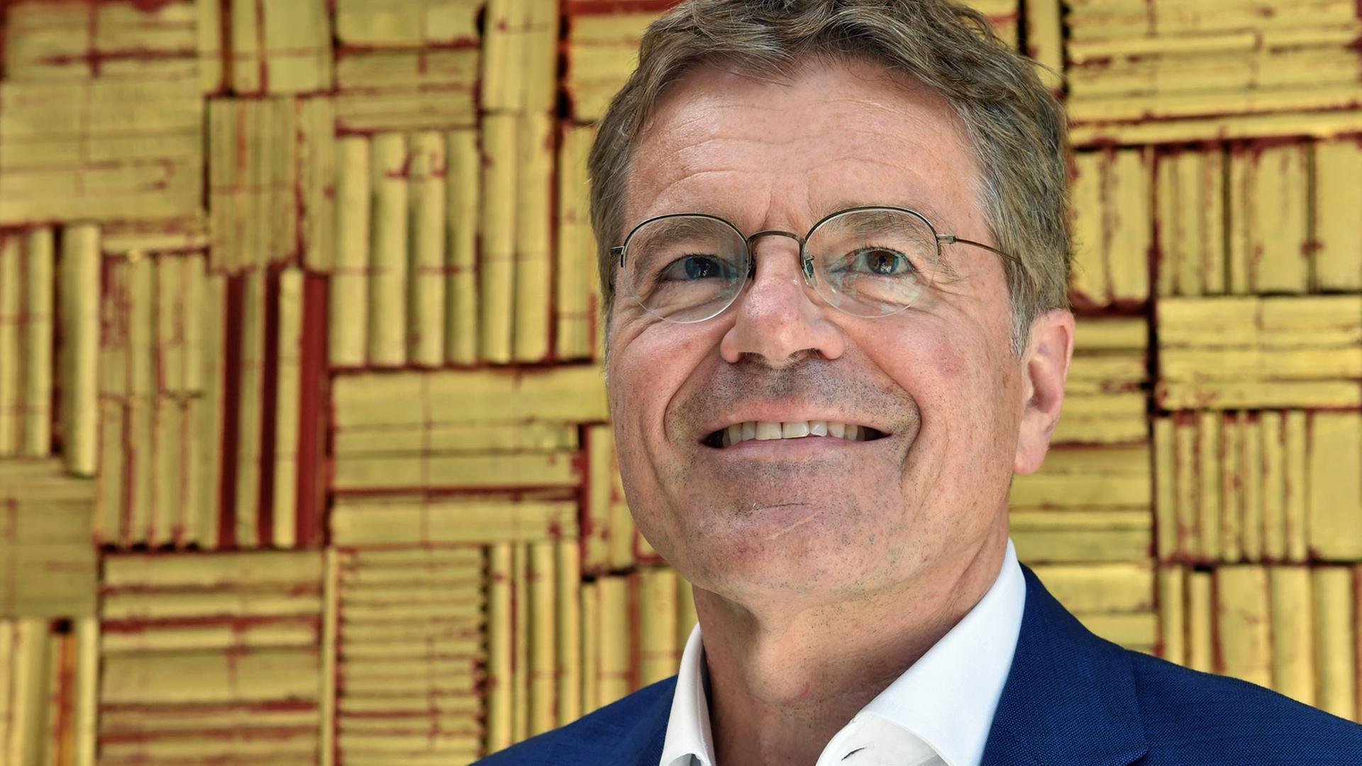 Der Hauptgeschäftsführer des Börsenvereins des Deutschen Buchhandels, Alexander Skipis, aufgenommen am 24.06.2016 im Haus des Buches in Leipzig Der Hauptgeschäftsführer des Börsenvereins des Deutschen Buchhandels, Alexander Skipis, aufgenommen am 24.06.2016 im Haus des Buches in Leipzig